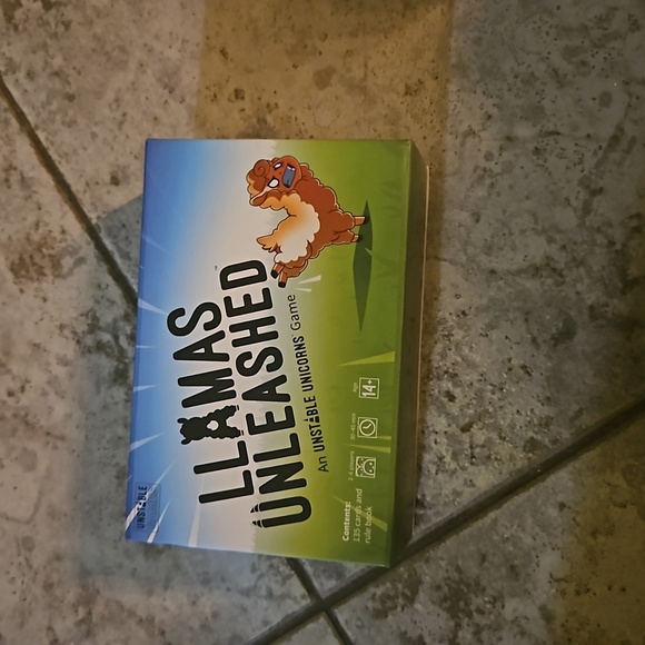 Llama unleashed card game - Picture 1 of 6